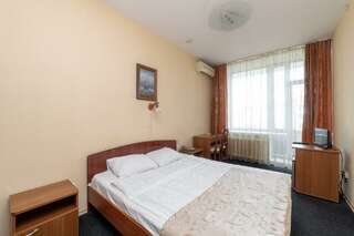 Гостиница Меридиан Архангельск Номер стандарт с 1 двуспальной кроватью-1