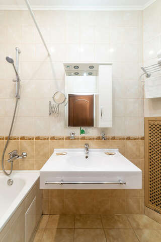 Гостиница Меридиан Архангельск Семейный двухместный номер с 1 кроватью-3